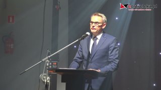 Dzień Nauczyciela w Ostrołęce. Nagrody, gratulacje i koncert „Najpiękniejsze melodie świata”