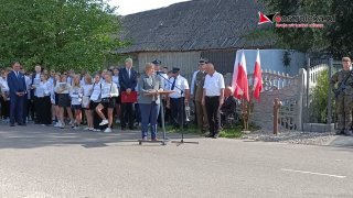 Uroczystość patriotyczna w Laskach Szlacheckich